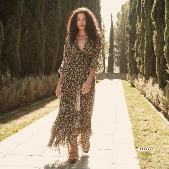 Doen Dresses Nwt Doen Saffron In Dianthus Meadow Silk Maxi Dress